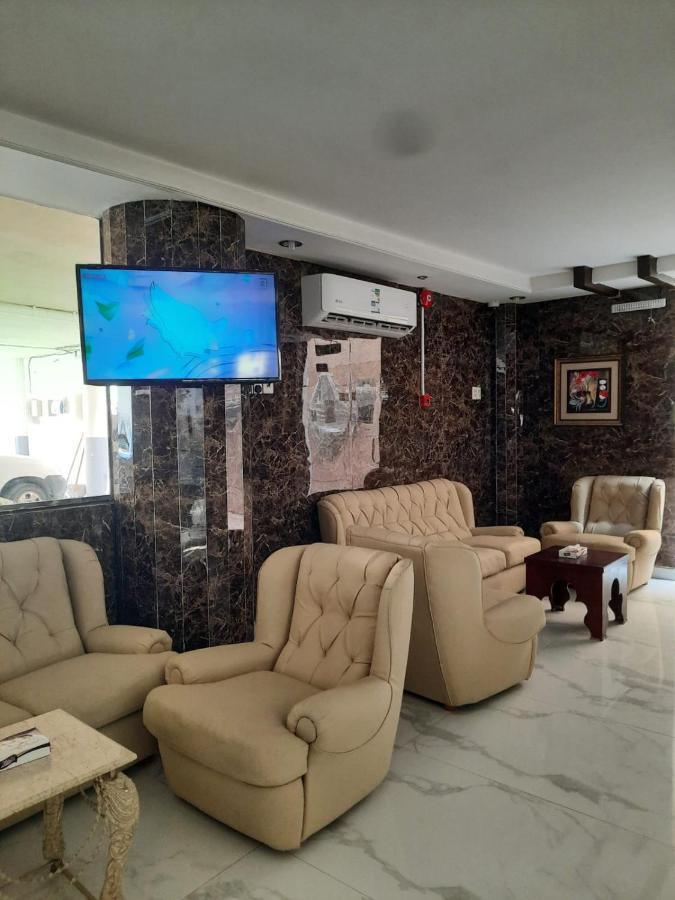 شقق العنوان للوحدات المخدومة Alanwaan Apartments For Serviced Units Dammam Exteriér fotografie